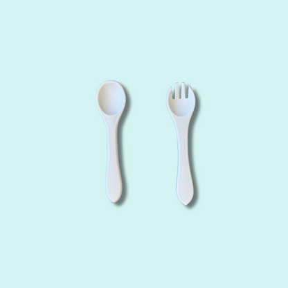 Silicone baby spoon and fork set in soft beige – Babyroos self-feeding utensils for first solids and baby-led weaning