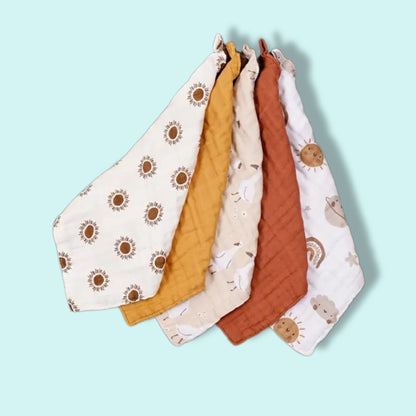 Set of five cotton baby bibs in earthy tones with sun, rainbow and animal prints – Babyroos absorbent dribble bibs for everyday use